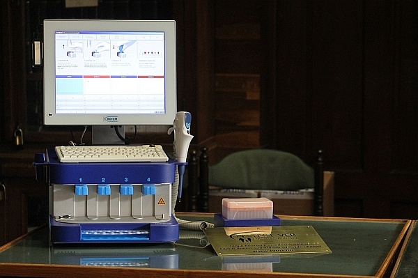 1. sz. Sebészeti Klinika -  ROTEM készülék kihelyezése